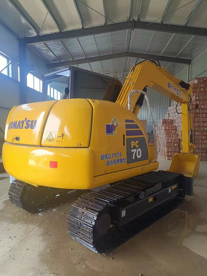 KOMATSU PC70 - Ekskavator perayap: gambar 1 KOMATSU PC70 - Ekskavator perayap: gambar 1