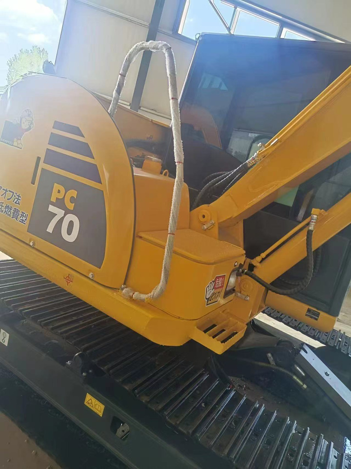 KOMATSU PC70 - Ekskavator perayap: gambar 5 KOMATSU PC70 - Ekskavator perayap: gambar 5