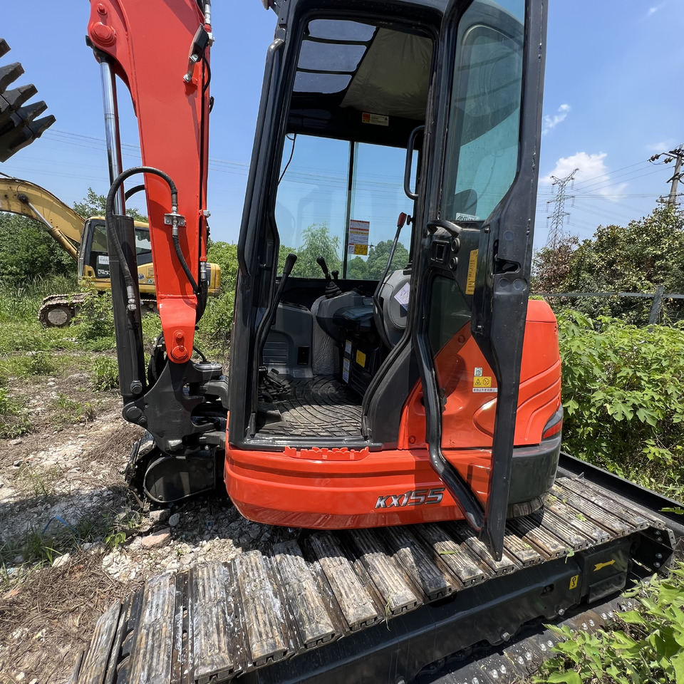 Ekskavator mini KUBOTA KX155: gambar 17