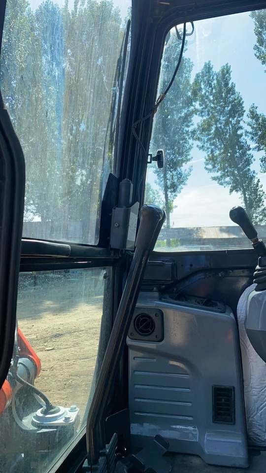 Ekskavator mini KUBOTA KX155: gambar 8