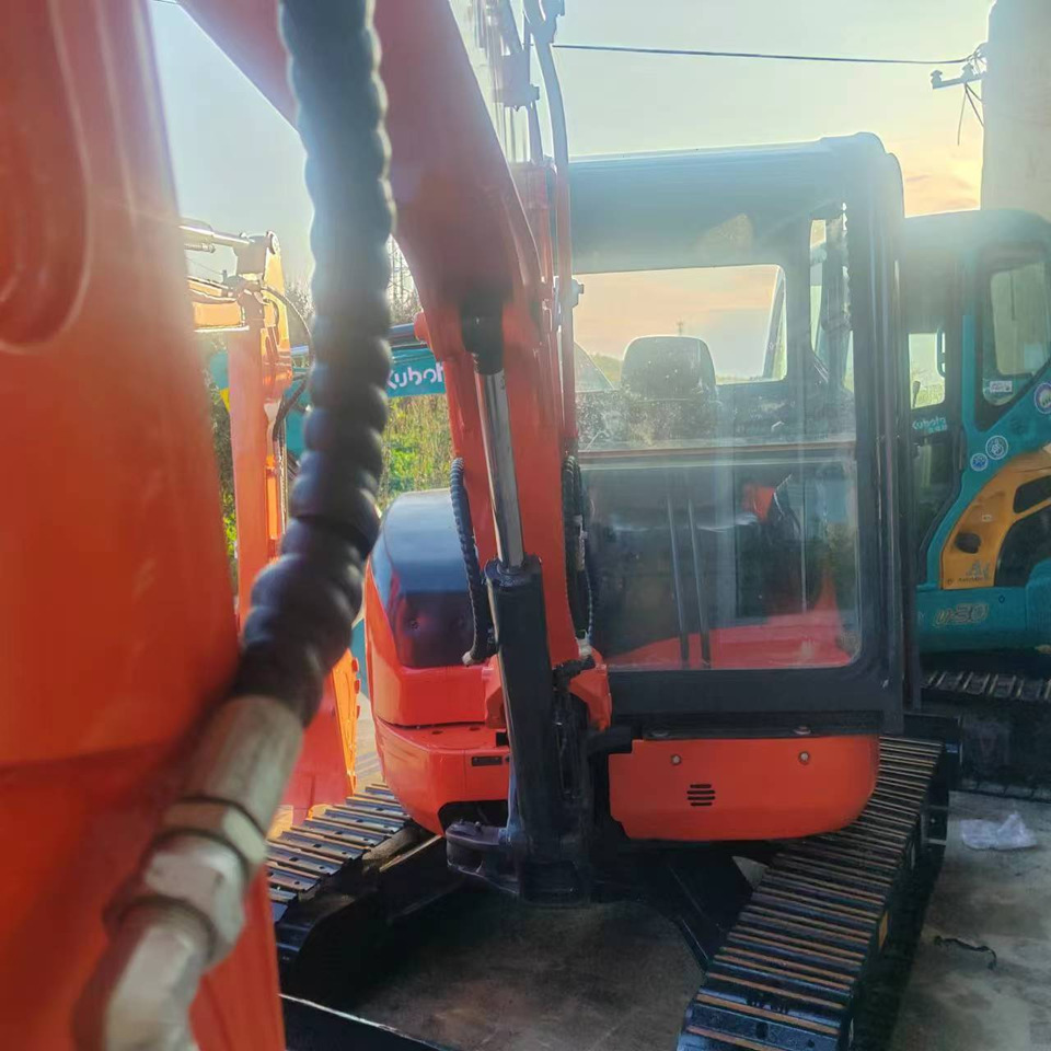 KUBOTA U35 - Ekskavator mini: gambar 4 KUBOTA U35 - Ekskavator mini: gambar 4