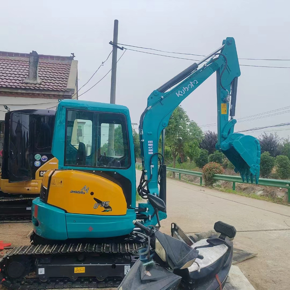 KUBOTA U35 - Ekskavator mini: gambar 1 KUBOTA U35 - Ekskavator mini: gambar 1