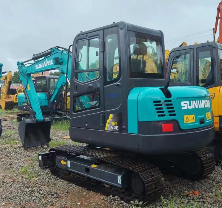 SUNWARD SWE 60E - Ekskavator mini: gambar 5 SUNWARD SWE 60E - Ekskavator mini: gambar 5