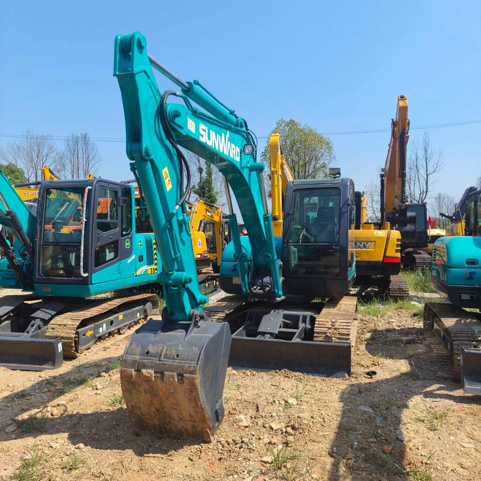 SUNWARD SWE 80E - Ekskavator perayap: gambar 3 SUNWARD SWE 80E - Ekskavator perayap: gambar 3