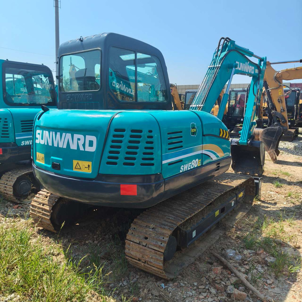 SUNWARD SWE 80E - Ekskavator perayap: gambar 4 SUNWARD SWE 80E - Ekskavator perayap: gambar 4
