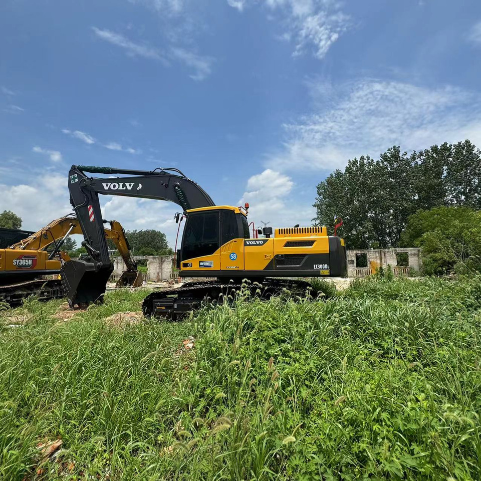 VOLVO EC300 - Ekskavator perayap: gambar 4 VOLVO EC300 - Ekskavator perayap: gambar 4