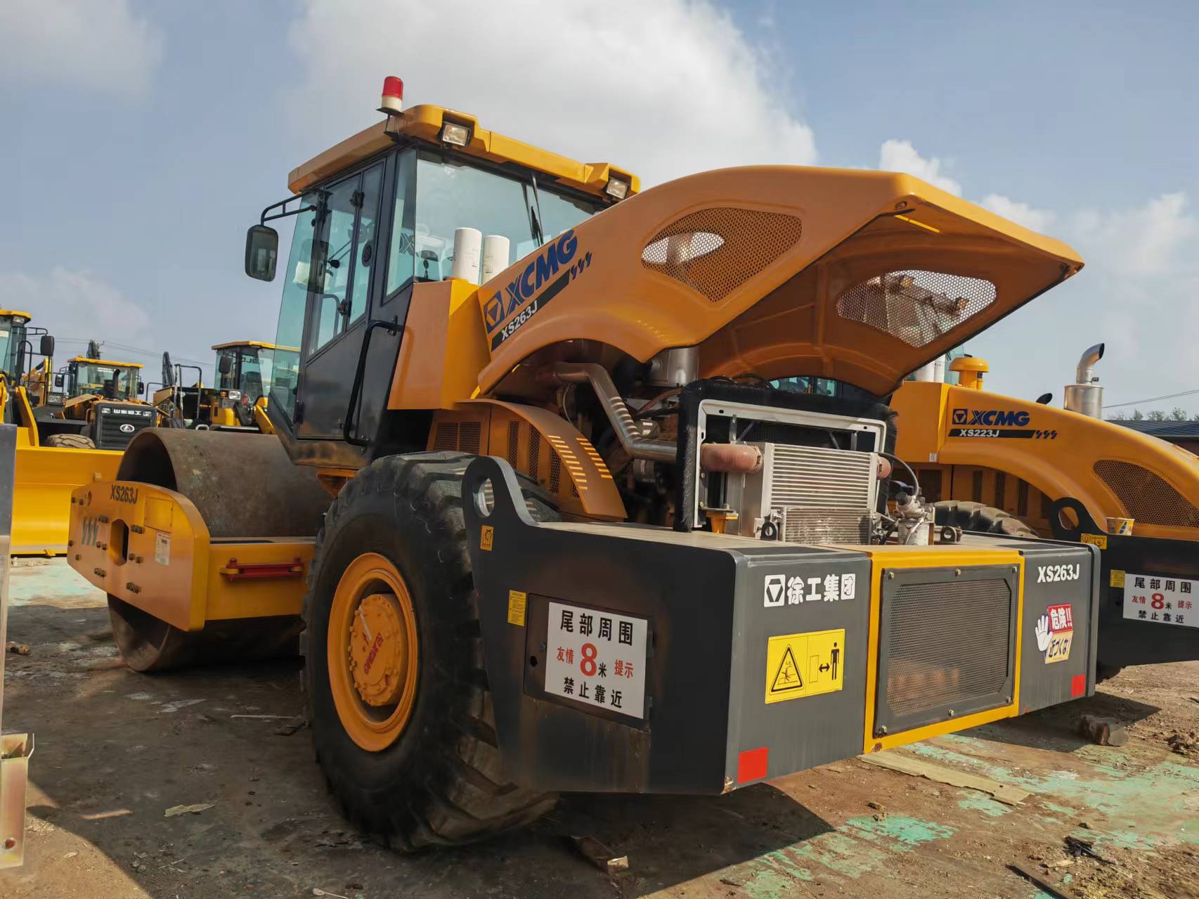 XCMG XS263J - Pemadat: gambar 2 XCMG XS263J - Pemadat: gambar 2