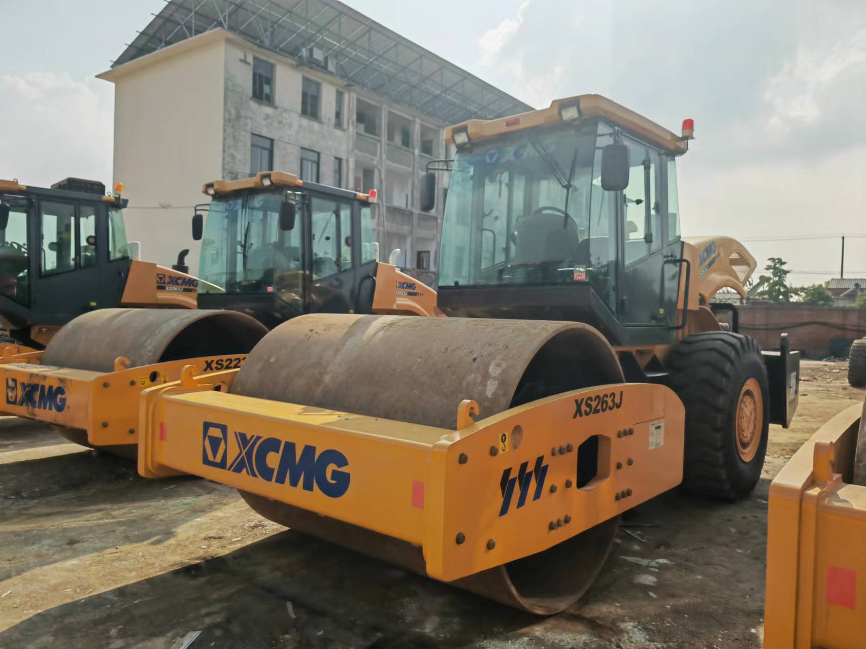 XCMG XS263J - Pemadat: gambar 4 XCMG XS263J - Pemadat: gambar 4