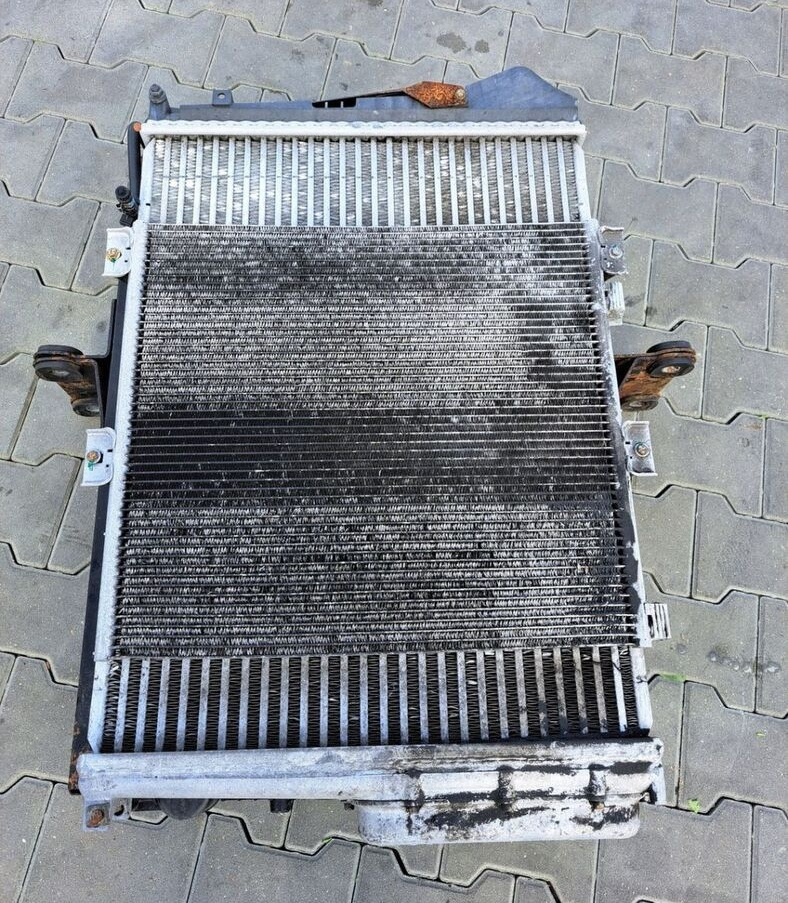 Behr KOMPLET CHŁODNIC VOLVO FL RENAULT MIDLUM DXI 7 - Radiator untuk Truk: gambar 1 Behr KOMPLET CHŁODNIC VOLVO FL RENAULT MIDLUM DXI 7 - Radiator untuk Truk: gambar 1