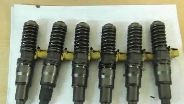 Delphi POMPOWTRYSKIWACZE WTRYSKI RENAULT MAGNUM DXI 13 VOLVO FH 13 FM 1 20972223 - Injektor untuk Truk: gambar 1 Delphi POMPOWTRYSKIWACZE WTRYSKI RENAULT MAGNUM DXI 13 VOLVO FH 13 FM 1 20972223 - Injektor untuk Truk: gambar 1