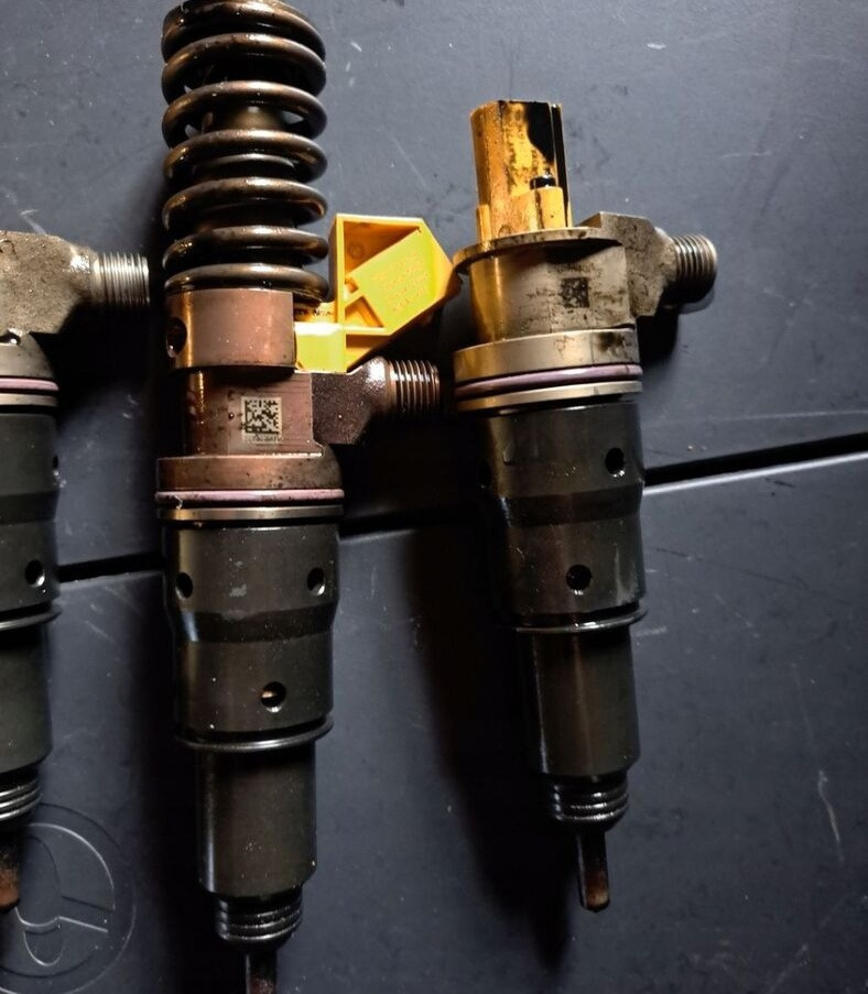 Delphi POMPOWTRYSKIWACZE WTRYSKI VOLVO FM 4 RENAULT GAMA - Injektor untuk Truk: gambar 3 Delphi POMPOWTRYSKIWACZE WTRYSKI VOLVO FM 4 RENAULT GAMA - Injektor untuk Truk: gambar 3