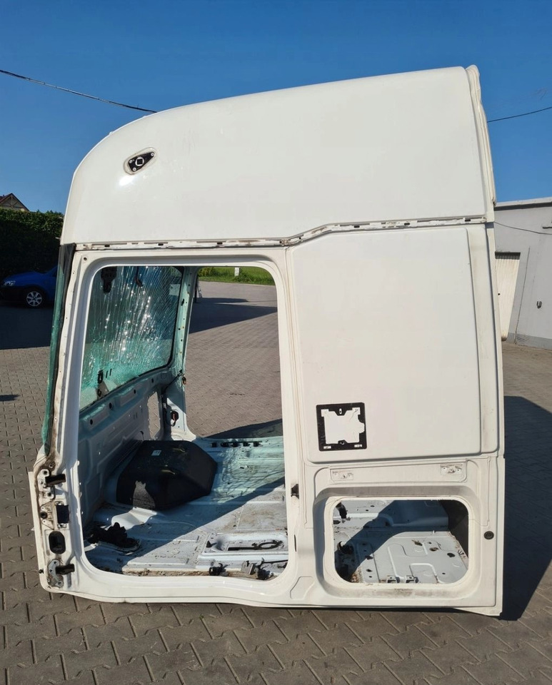 GOŁA SZKIELET POSZYCIE BLACHA RENAULT GAMA T HIGH WYSOKA KABINA - USZKODZONA - Kabin: gambar 2 GOŁA SZKIELET POSZYCIE BLACHA RENAULT GAMA T HIGH WYSOKA KABINA - USZKODZONA - Kabin: gambar 2