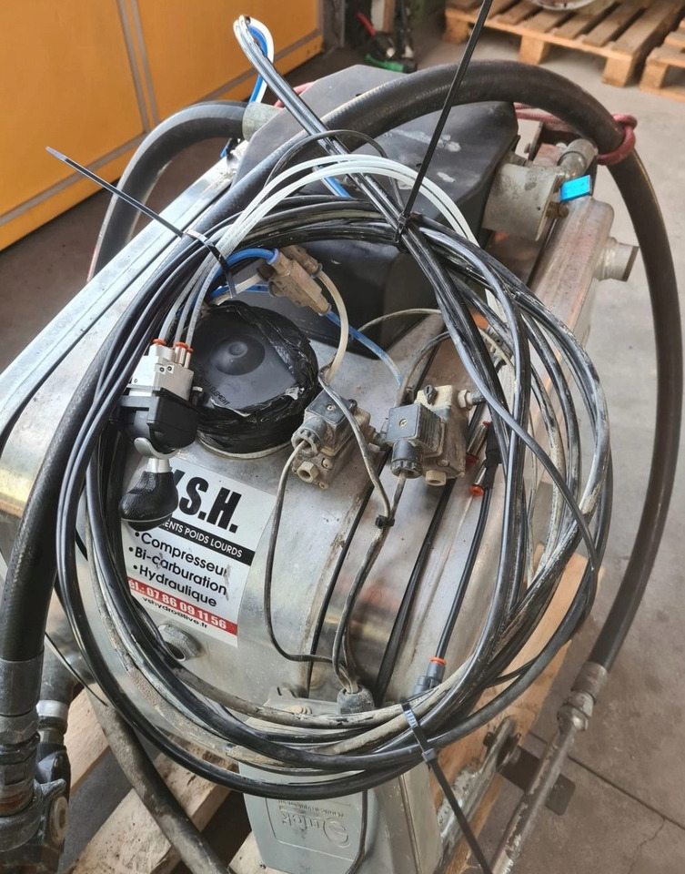 HYDRAULIKA HYDROCAR SKRZYNIA I-SHIFT RENAULT DXI GAMA T K VOLVO FH FM - Hidrolika untuk Truk: gambar 3 HYDRAULIKA HYDROCAR SKRZYNIA I-SHIFT RENAULT DXI GAMA T K VOLVO FH FM - Hidrolika untuk Truk: gambar 3