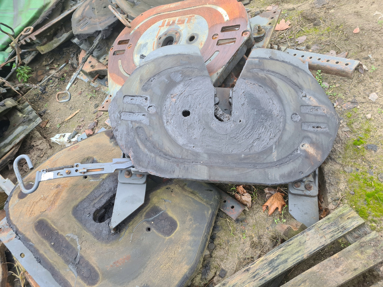 JOST SIODŁO JOST 160 MM WSPORNIK VOLVO FH FM 9 13 4 - Kopling roda kelima untuk Truk: gambar 1 JOST SIODŁO JOST 160 MM WSPORNIK VOLVO FH FM 9 13 4 - Kopling roda kelima untuk Truk: gambar 1