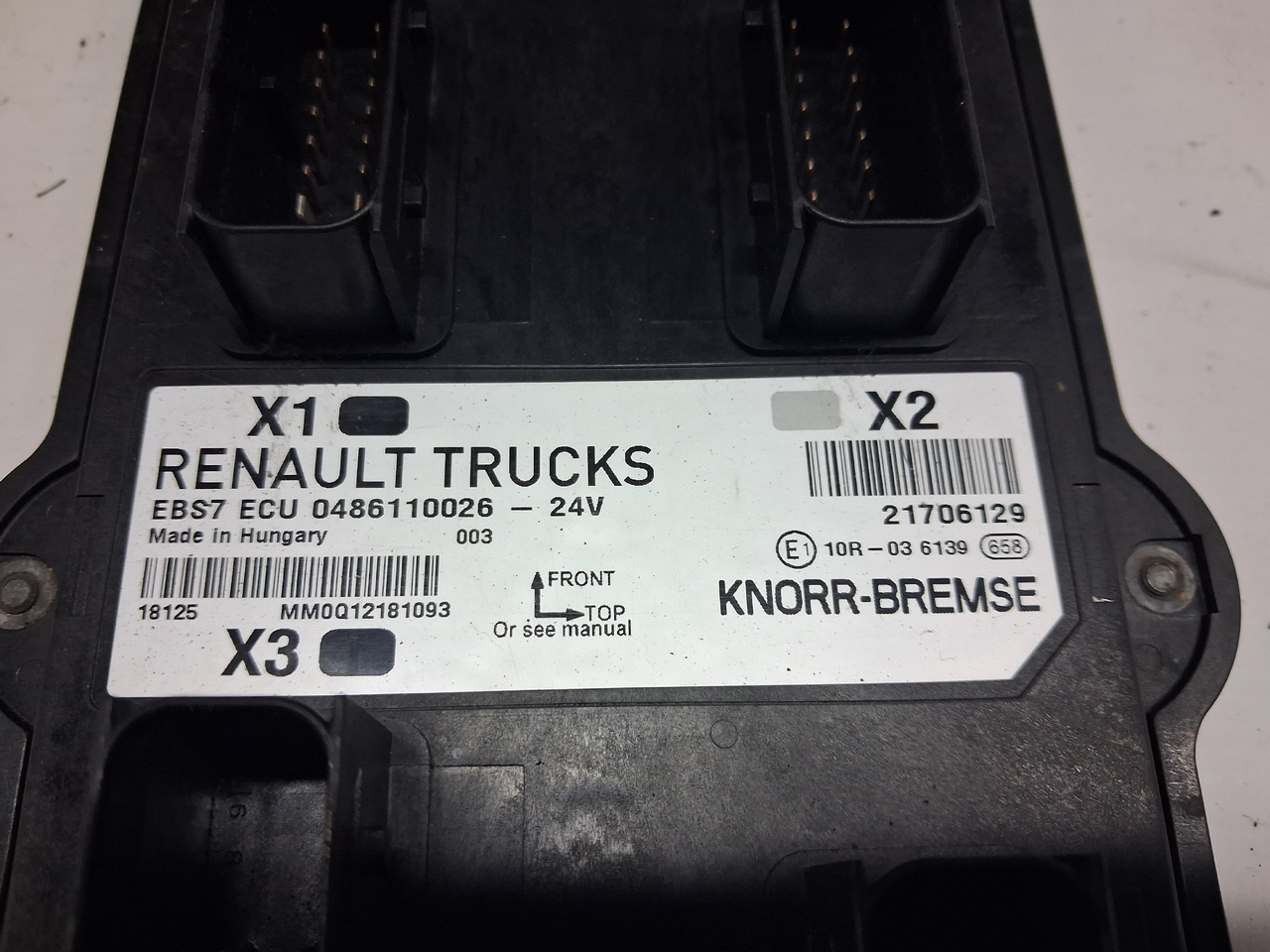 KNORR-BREMSE STEROWNIK MODUŁ EBS7 6x2 RENAULT GAMA T C K 21706129 - Sistem listrik untuk Truk: gambar 4 KNORR-BREMSE STEROWNIK MODUŁ EBS7 6x2 RENAULT GAMA T C K 21706129 - Sistem listrik untuk Truk: gambar 4