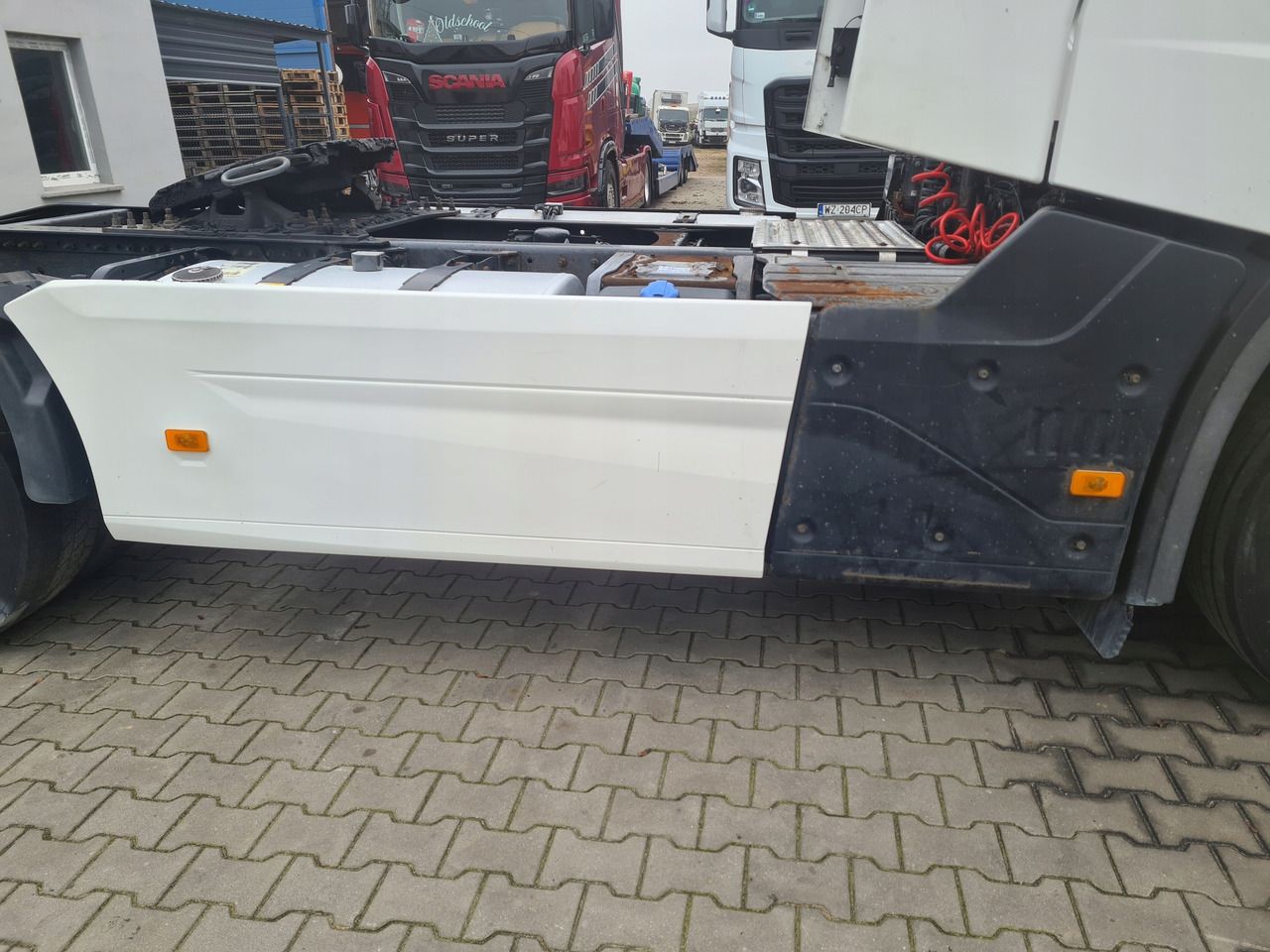 RENAULT ZABUDOWY OSŁONY MIĘDZYOSIOWE MOCOWANIA ORYGINAŁ RENAULT GAMA T RANGE - Aerodinamika/ Spoiler untuk Truk: gambar 2 RENAULT ZABUDOWY OSŁONY MIĘDZYOSIOWE MOCOWANIA ORYGINAŁ RENAULT GAMA T RANGE - Aerodinamika/ Spoiler untuk Truk: gambar 2