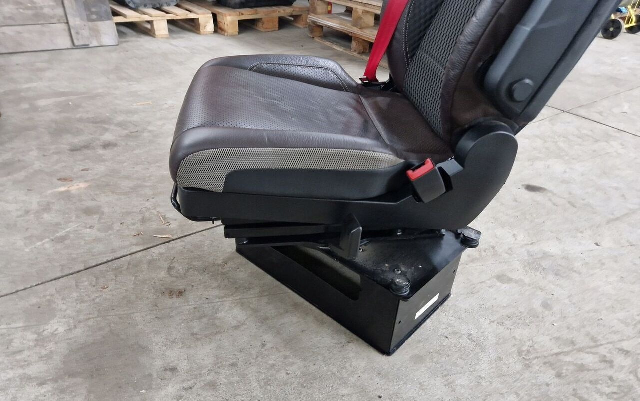 Renault FOTEL SIEDZENIE PASAŻERA RENAULT RANGE GAMA T C K OBROTOWY OBRAC - Tempat duduk untuk Truk: gambar 3 Renault FOTEL SIEDZENIE PASAŻERA RENAULT RANGE GAMA T C K OBROTOWY OBRAC - Tempat duduk untuk Truk: gambar 3