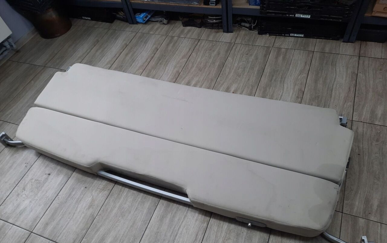 Renault ŁÓŻKO GÓRNE LEŻANKA RENAULT GAMA T RANGE - Tempat duduk untuk Truk: gambar 1 Renault ŁÓŻKO GÓRNE LEŻANKA RENAULT GAMA T RANGE - Tempat duduk untuk Truk: gambar 1