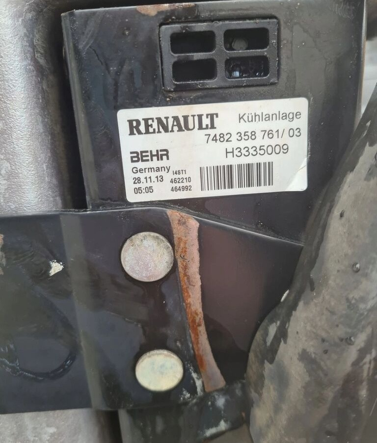 Renault OE Renault RENAULT PREMIUM 2 KERAX LANDER DXI truck - Radiator untuk Truk: gambar 3 Renault OE Renault RENAULT PREMIUM 2 KERAX LANDER DXI truck - Radiator untuk Truk: gambar 3