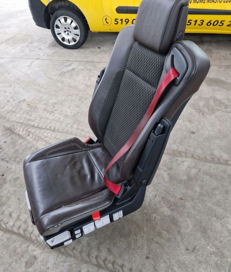 Renault SIEDZENIE KIEROWCY Renault GAMA T C K - Tempat duduk untuk Truk: gambar 2 Renault SIEDZENIE KIEROWCY Renault GAMA T C K - Tempat duduk untuk Truk: gambar 2