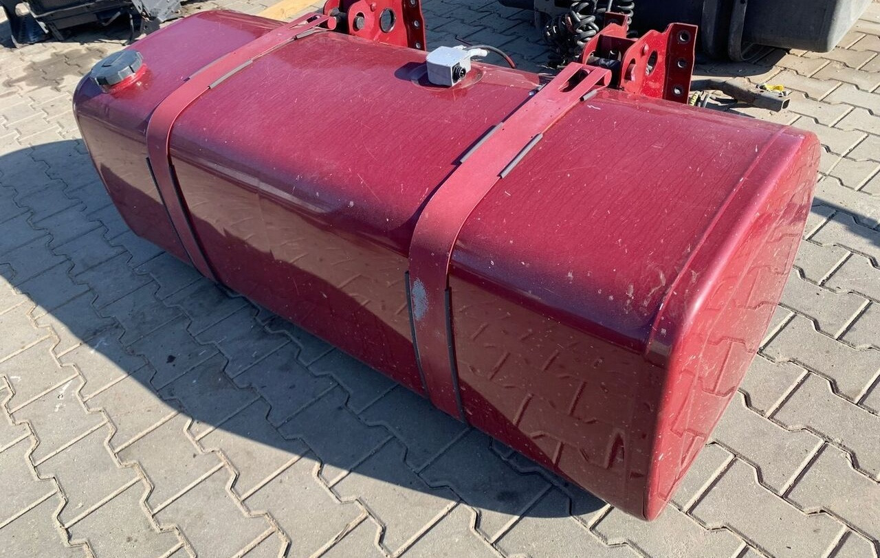 Renault ZBIORNIK PALIWA RENAULT GAMA T LOW DECK 150x69x56 1 - Tangki bahan bakar untuk Truk: gambar 5 Renault ZBIORNIK PALIWA RENAULT GAMA T LOW DECK 150x69x56 1 - Tangki bahan bakar untuk Truk: gambar 5