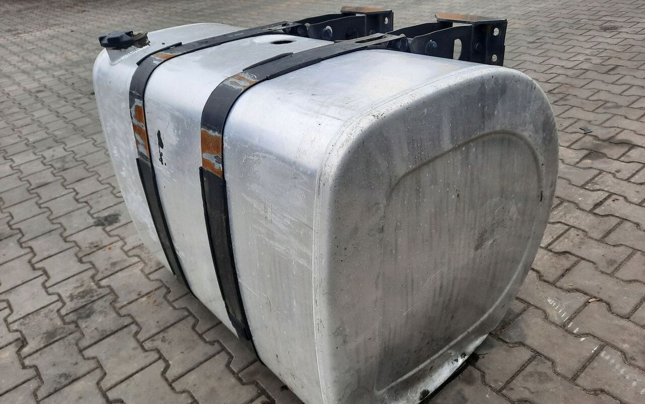 Renault ZBIORNIK PALIWA RENAULT GAMA T RANGE 100/70/70 21655306 - Tangki bahan bakar untuk Truk: gambar 4 Renault ZBIORNIK PALIWA RENAULT GAMA T RANGE 100/70/70 21655306 - Tangki bahan bakar untuk Truk: gambar 4