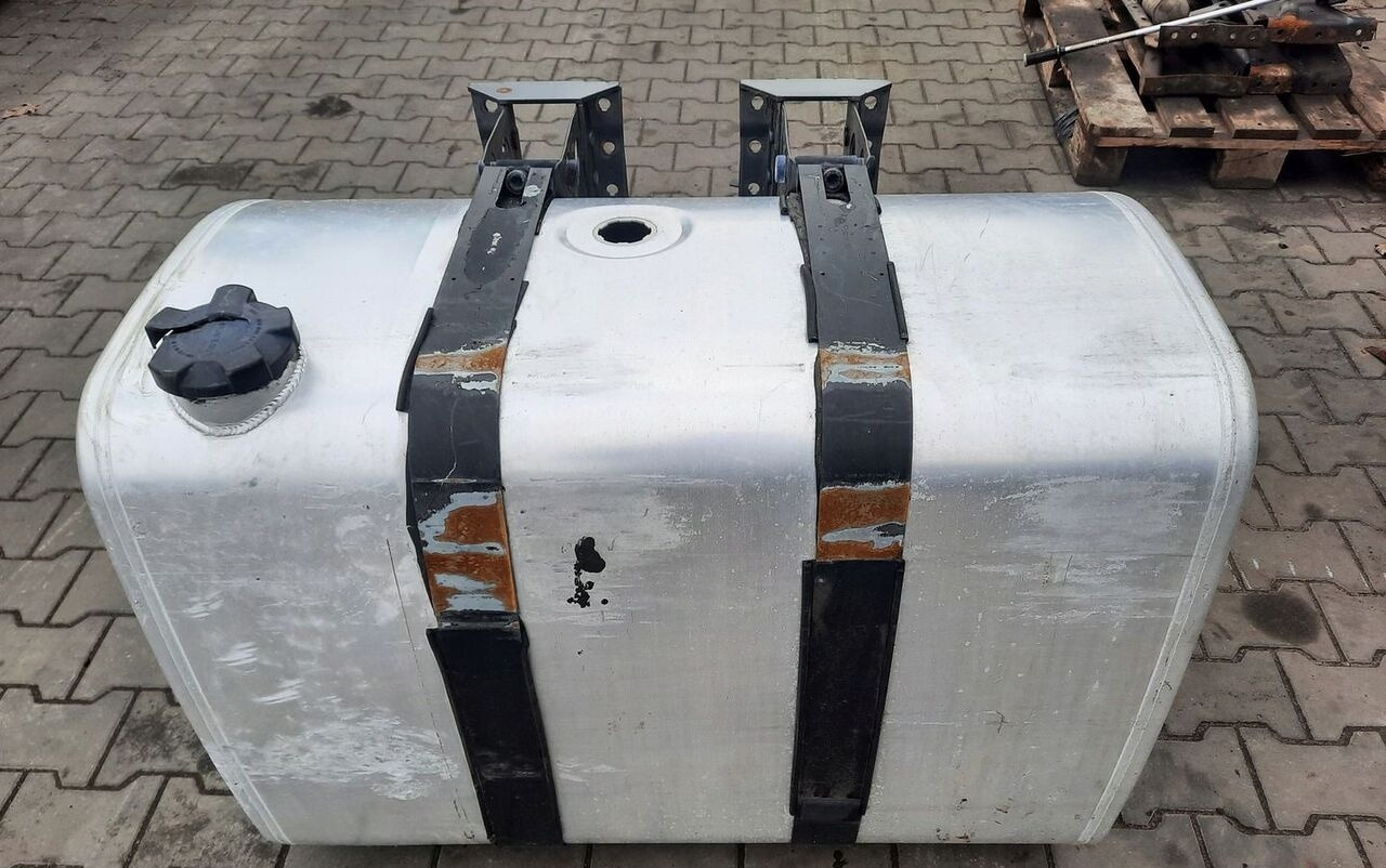 Renault ZBIORNIK PALIWA RENAULT GAMA T RANGE 100/70/70 21655306 - Tangki bahan bakar untuk Truk: gambar 2 Renault ZBIORNIK PALIWA RENAULT GAMA T RANGE 100/70/70 21655306 - Tangki bahan bakar untuk Truk: gambar 2