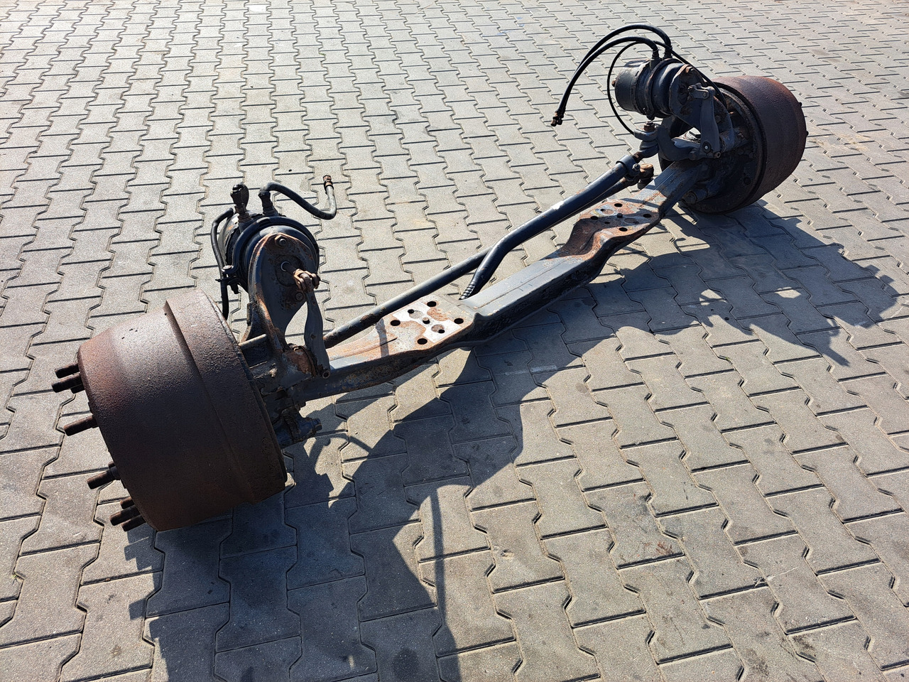 VOLVO BELKA OŚ PRZEDNIA ZWROTNICE BĘBNY PIASTY VOLVO FH FM 9 12 13 16 - As roda depan untuk Truk: gambar 2 VOLVO BELKA OŚ PRZEDNIA ZWROTNICE BĘBNY PIASTY VOLVO FH FM 9 12 13 16 - As roda depan untuk Truk: gambar 2