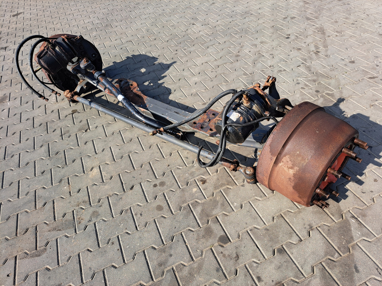 VOLVO BELKA OŚ PRZEDNIA ZWROTNICE BĘBNY PIASTY VOLVO FH FM 9 12 13 16 - As roda depan untuk Truk: gambar 1 VOLVO BELKA OŚ PRZEDNIA ZWROTNICE BĘBNY PIASTY VOLVO FH FM 9 12 13 16 - As roda depan untuk Truk: gambar 1