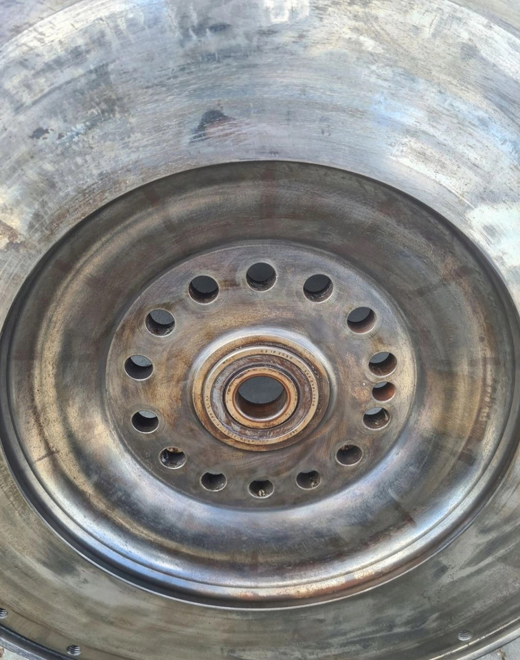 VOLVO FH 16 FM 16 EURO 5 AUTOMAT - Roda gila: gambar 2 VOLVO FH 16 FM 16 EURO 5 AUTOMAT - Roda gila: gambar 2
