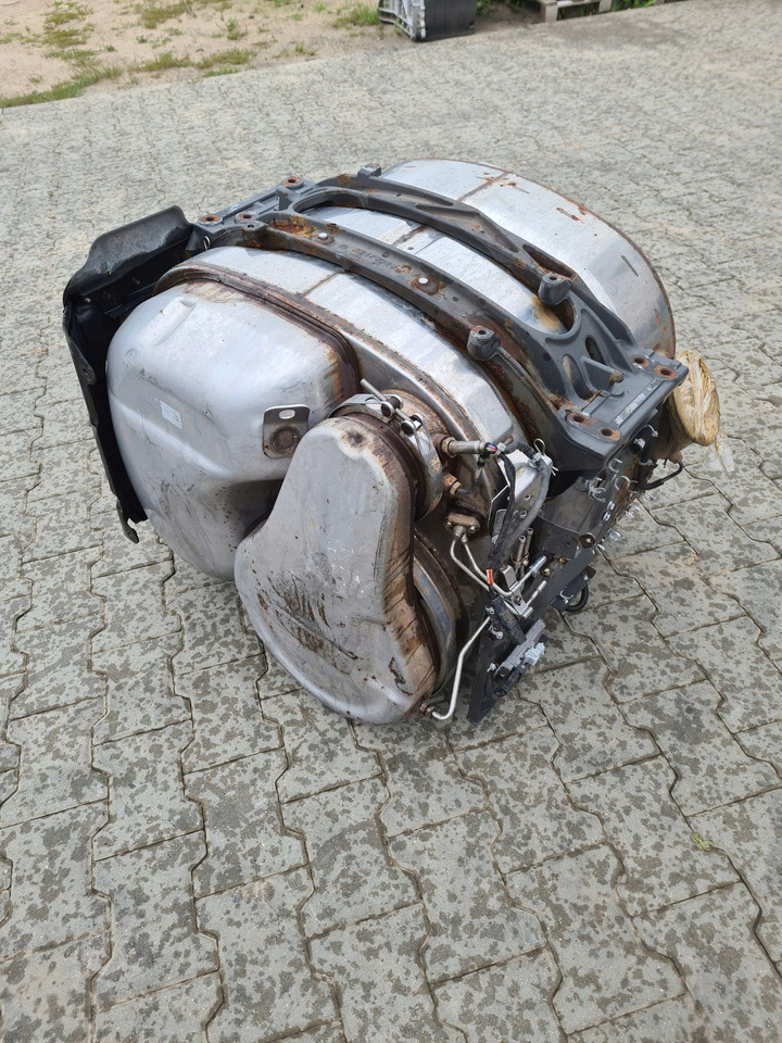 VOLVO KATALIZATOR TŁUMIK DPF FILTR KOMPLETNY VOLVO FH 4 FM 4 RENAULT GAMA T RANGE - Konverter katalitik: gambar 2 VOLVO KATALIZATOR TŁUMIK DPF FILTR KOMPLETNY VOLVO FH 4 FM 4 RENAULT GAMA T RANGE - Konverter katalitik: gambar 2