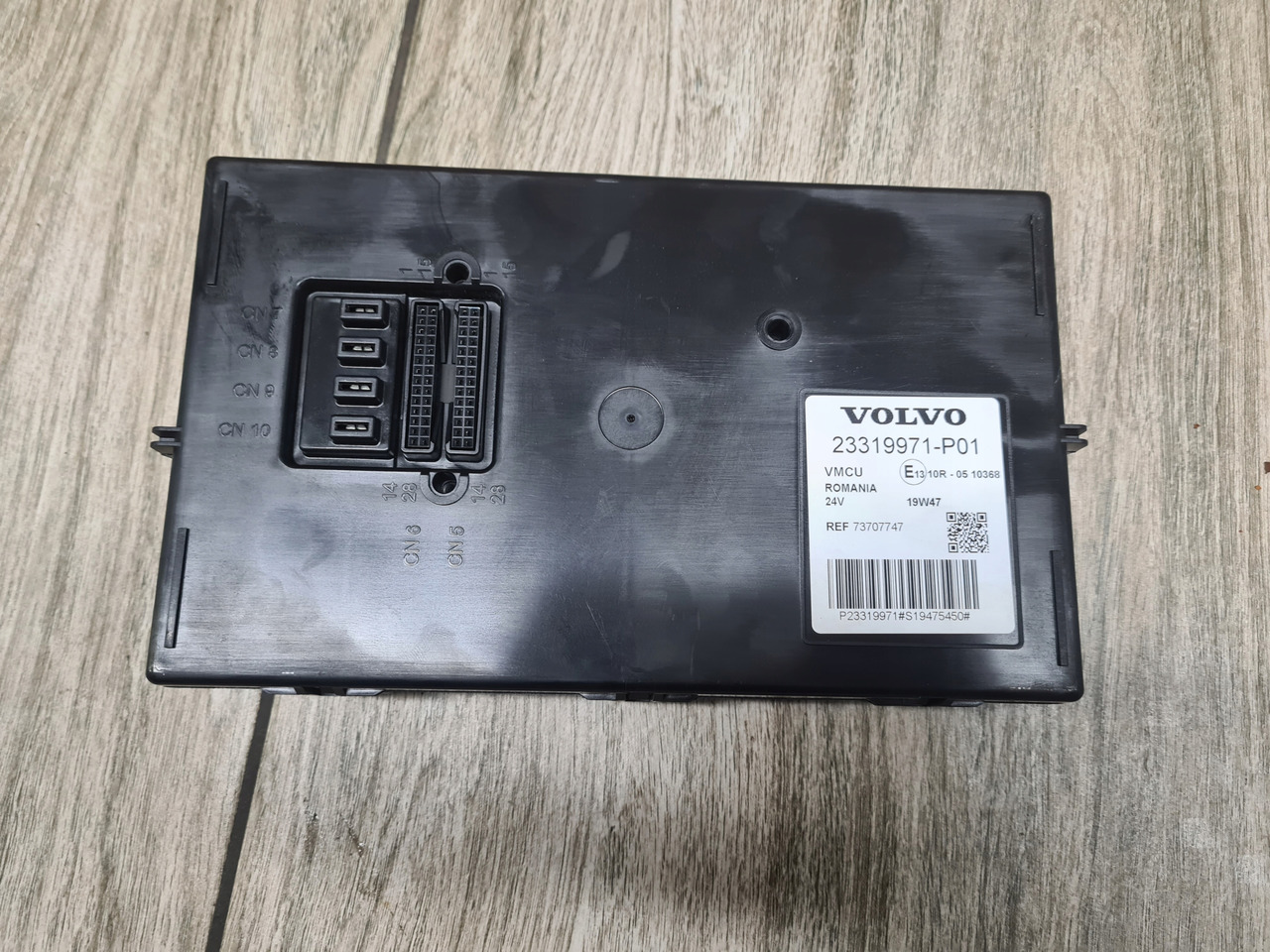 VOLVO MODUŁ STEROWNIK VMCU/FRC VOLVO FH 4 FM 4 FH 16 EURO 6 23319992 23319971 - Sistem listrik untuk Truk: gambar 2 VOLVO MODUŁ STEROWNIK VMCU/FRC VOLVO FH 4 FM 4 FH 16 EURO 6 23319992 23319971 - Sistem listrik untuk Truk: gambar 2