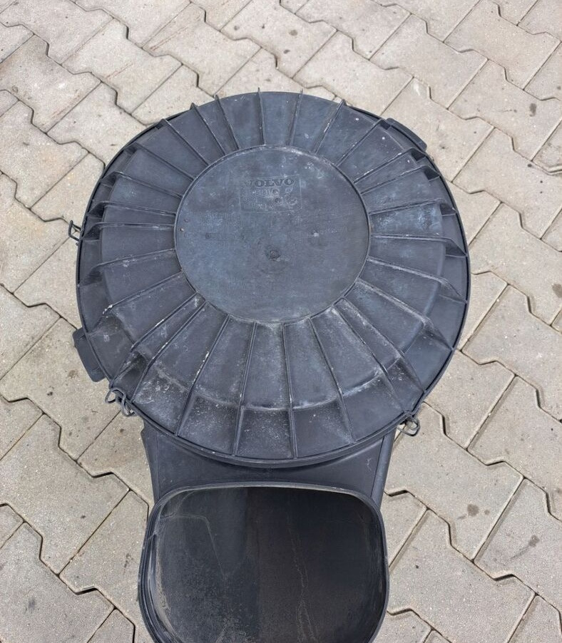 VOLVO OBUDOWA FILTRA POWIETRZA VOLVO FH FM 4 13 LIFT RENAULT GAMA T - Filter udara untuk Truk: gambar 2 VOLVO OBUDOWA FILTRA POWIETRZA VOLVO FH FM 4 13 LIFT RENAULT GAMA T - Filter udara untuk Truk: gambar 2