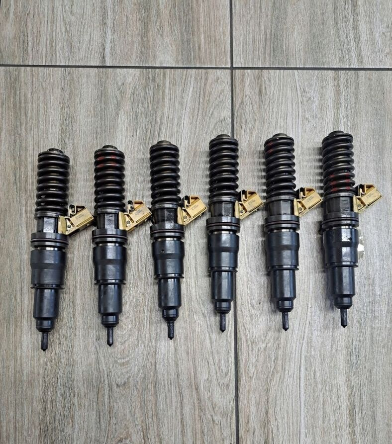 VOLVO POMPOWTRYSKIWACZE VOLVO FH 4 FM 4 D13K 460 EURO 6 - Injektor untuk Truk: gambar 1 VOLVO POMPOWTRYSKIWACZE VOLVO FH 4 FM 4 D13K 460 EURO 6 - Injektor untuk Truk: gambar 1