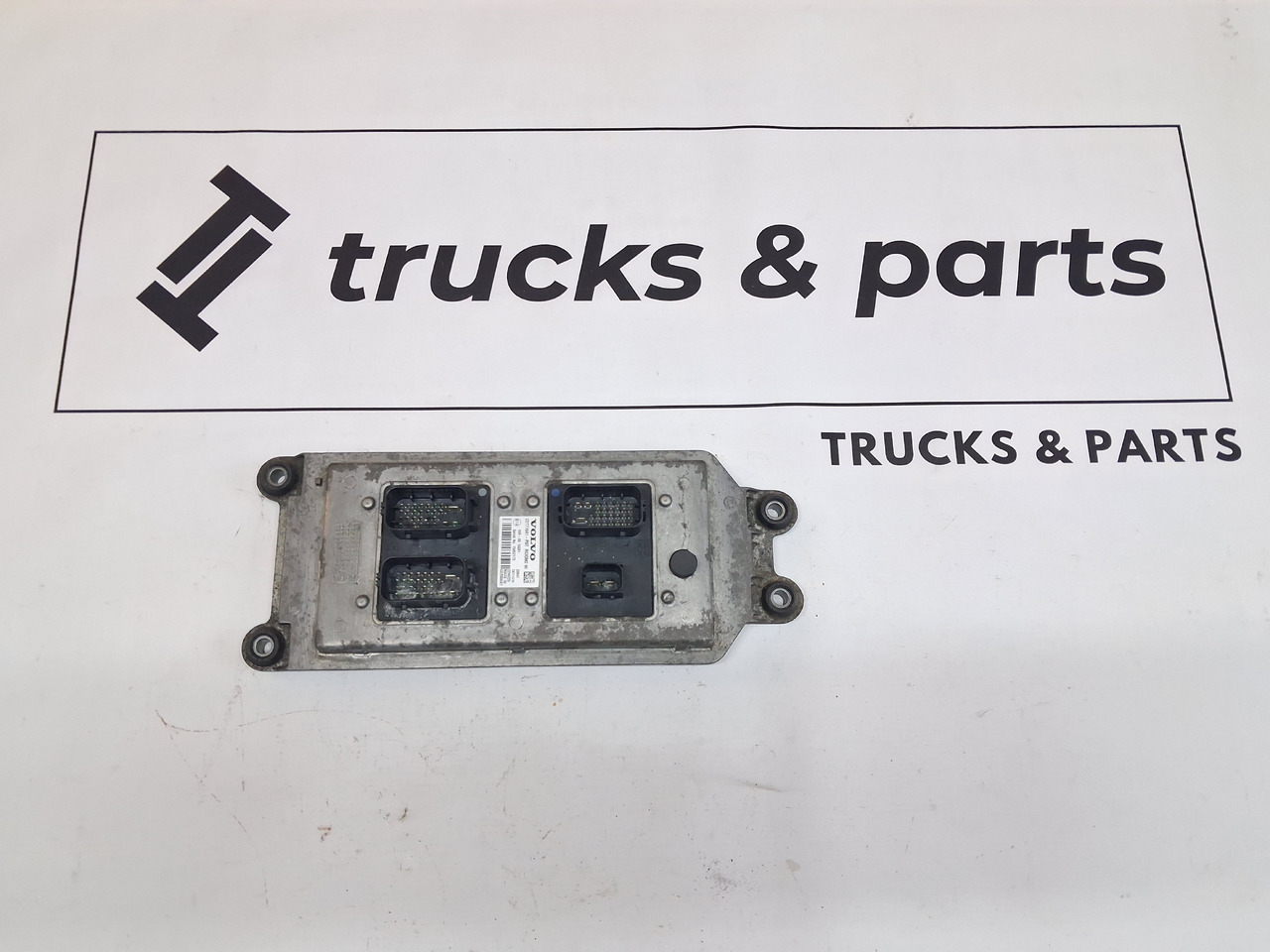 VOLVO STEROWNIK KASETA RCIOM2 VOLVO FH 4 FM 4 FH 5 FM 5 22771641 - Sistem listrik untuk Truk: gambar 1 VOLVO STEROWNIK KASETA RCIOM2 VOLVO FH 4 FM 4 FH 5 FM 5 22771641 - Sistem listrik untuk Truk: gambar 1