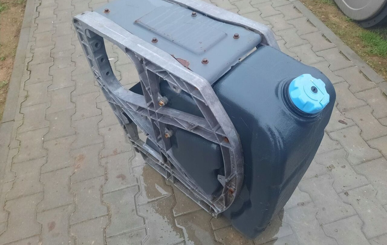 VOLVO ZBIORNIK ADBLUE RENAULT GAMA RANGE T K C VOLVO FH 4 FM 4 FMX FH 5 FM 5 - Tangki adBlue untuk Truk: gambar 1 VOLVO ZBIORNIK ADBLUE RENAULT GAMA RANGE T K C VOLVO FH 4 FM 4 FMX FH 5 FM 5 - Tangki adBlue untuk Truk: gambar 1