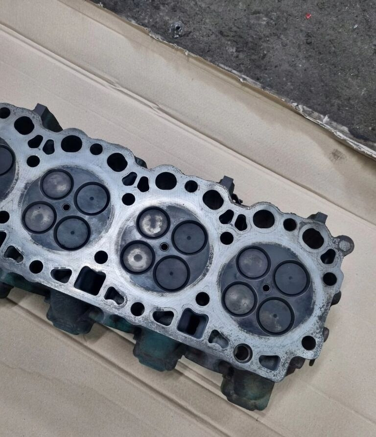 Volvo GŁOWICA SILNIKA FL FE D7E D7F RENAULT MIDLUM PREMIUM DXI 7 EURO Deutz Volvo - Kepala silinder untuk Truk: gambar 2 Volvo GŁOWICA SILNIKA FL FE D7E D7F RENAULT MIDLUM PREMIUM DXI 7 EURO Deutz Volvo - Kepala silinder untuk Truk: gambar 2