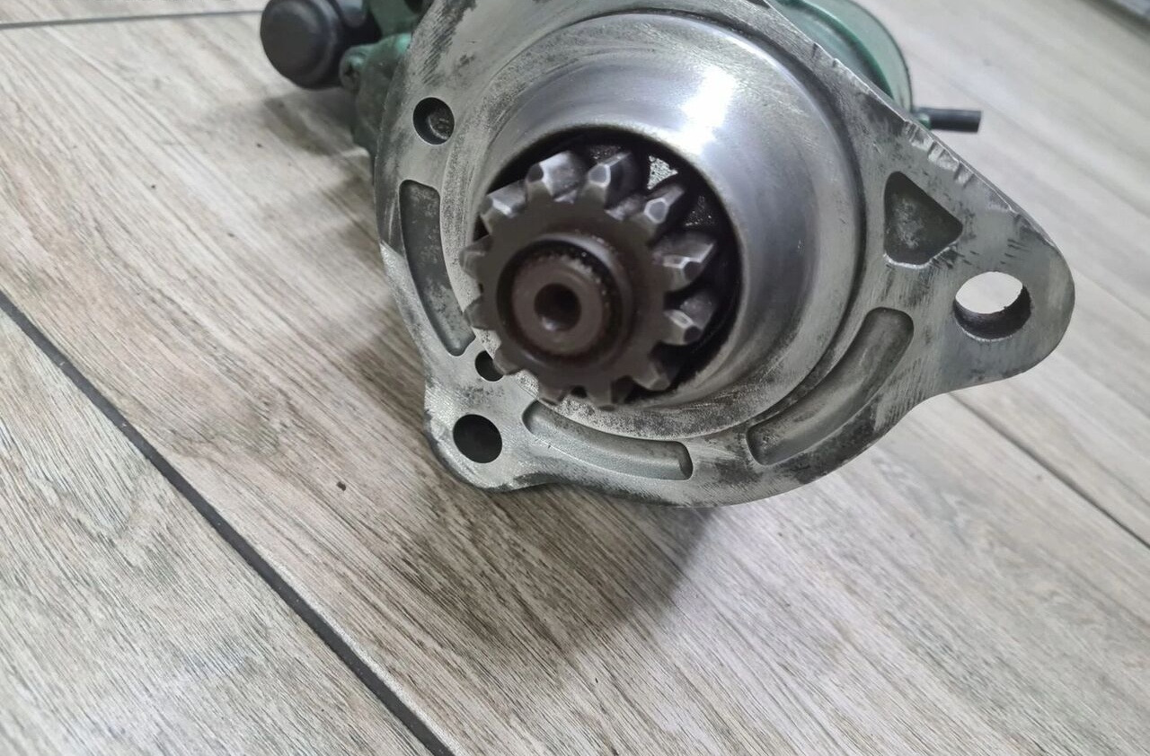 Volvo SPRĘŻARKA KOMPRESOR POWIETRZA FH 4 FH 16 EURO 6 22083113 22602938 Volvo ORYGINAŁ VOLVO FH 4 FH 16 D16K EURO 6 22602938 - Pemula untuk Truk: gambar 2 Volvo SPRĘŻARKA KOMPRESOR POWIETRZA FH 4 FH 16 EURO 6 22083113 22602938 Volvo ORYGINAŁ VOLVO FH 4 FH 16 D16K EURO 6 22602938 - Pemula untuk Truk: gambar 2