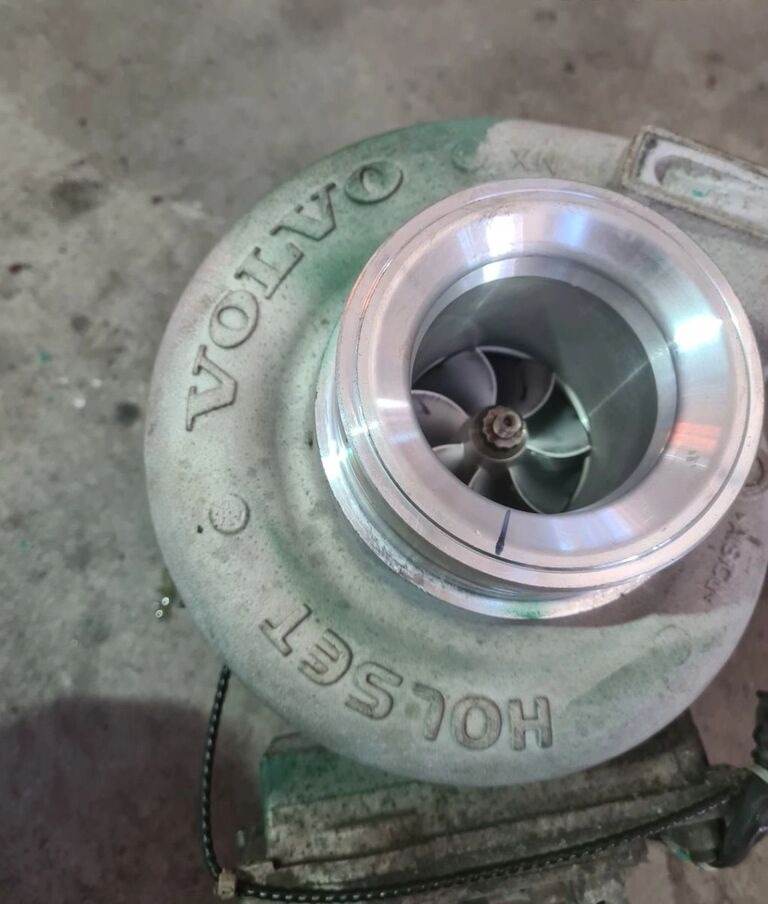 Volvo TURBINA TURBOSPRĘŻARKA FH 16 D16K 750 EURO 6 3789660 HW-3789663 Volvo VOLVO FH 16 D16K 750 EURO 6 3789660 HW-3789663 - Turbo untuk Truk: gambar 5 Volvo TURBINA TURBOSPRĘŻARKA FH 16 D16K 750 EURO 6 3789660 HW-3789663 Volvo VOLVO FH 16 D16K 750 EURO 6 3789660 HW-3789663 - Turbo untuk Truk: gambar 5