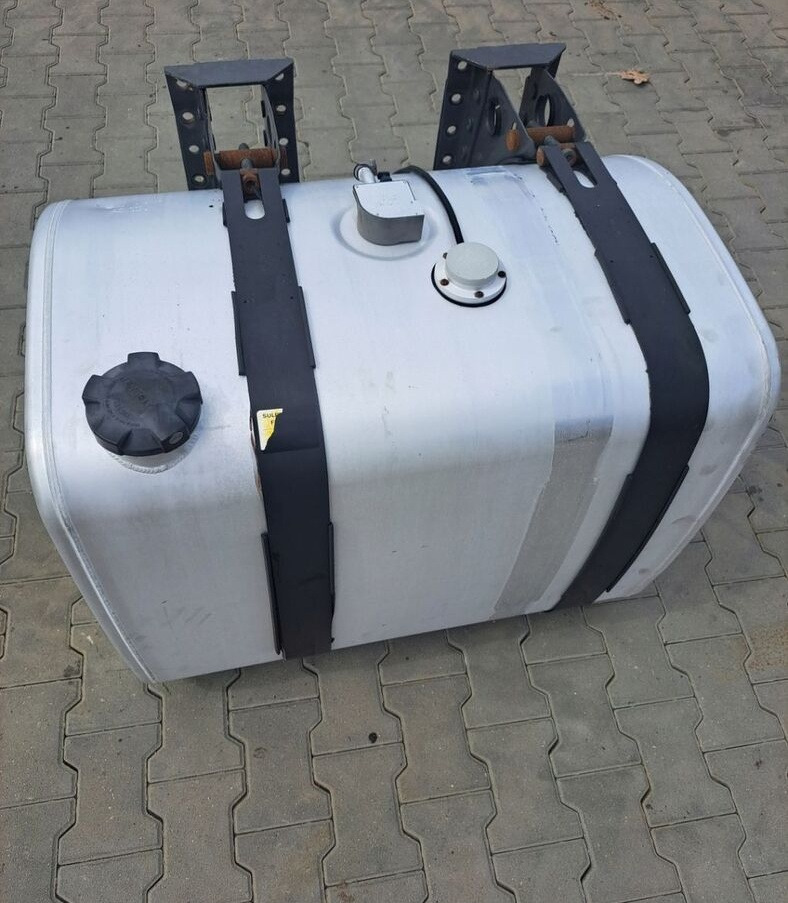 Volvo ZBIORNIK PALIWA RENAULT GAMA RANGE T 90/70/70 365L 1 - Tangki bahan bakar untuk Truk: gambar 2 Volvo ZBIORNIK PALIWA RENAULT GAMA RANGE T 90/70/70 365L 1 - Tangki bahan bakar untuk Truk: gambar 2