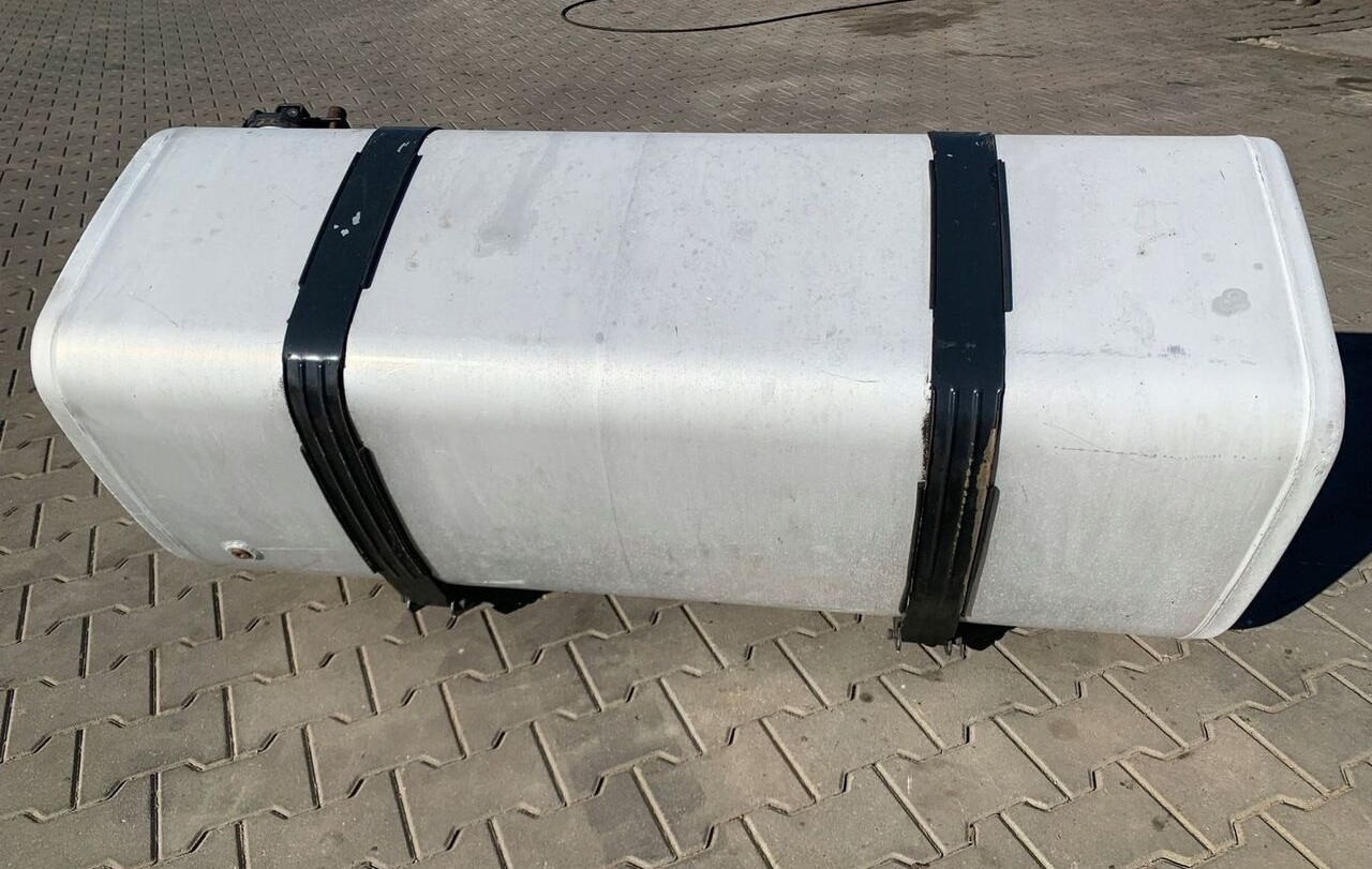Volvo ZBIORNIK PALIWA RENAULT GAMA T LOW DECK 150x69x56 22038784 - Tangki bahan bakar untuk Truk: gambar 5 Volvo ZBIORNIK PALIWA RENAULT GAMA T LOW DECK 150x69x56 22038784 - Tangki bahan bakar untuk Truk: gambar 5