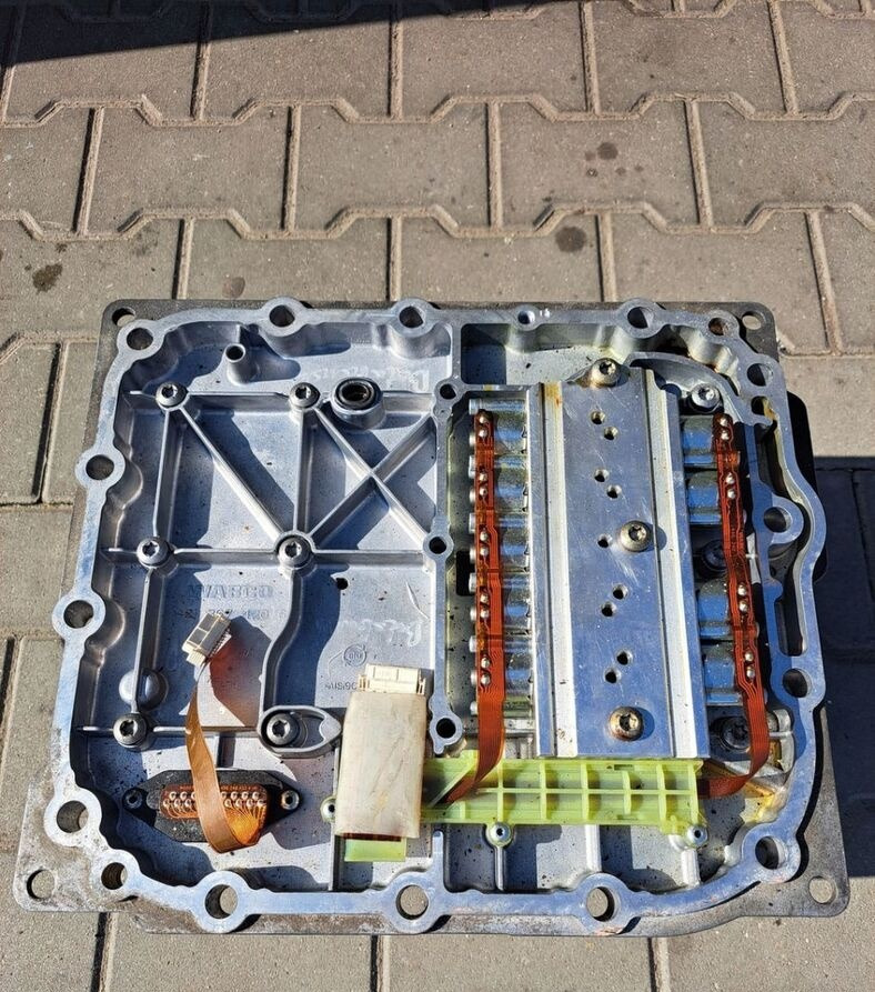 WABCO WYBIERAK SKRZYNI I-SHIFT "E" RENAULT GAMA T RANGE - ECU untuk Truk: gambar 2 WABCO WYBIERAK SKRZYNI I-SHIFT "E" RENAULT GAMA T RANGE - ECU untuk Truk: gambar 2