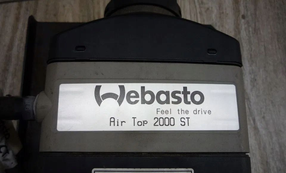 Webasto DEWASTO AIR TOP 2000 ST Renault MAGNUM DXI - Pemanasan/ Ventilasi untuk Truk: gambar 1 Webasto DEWASTO AIR TOP 2000 ST Renault MAGNUM DXI - Pemanasan/ Ventilasi untuk Truk: gambar 1
