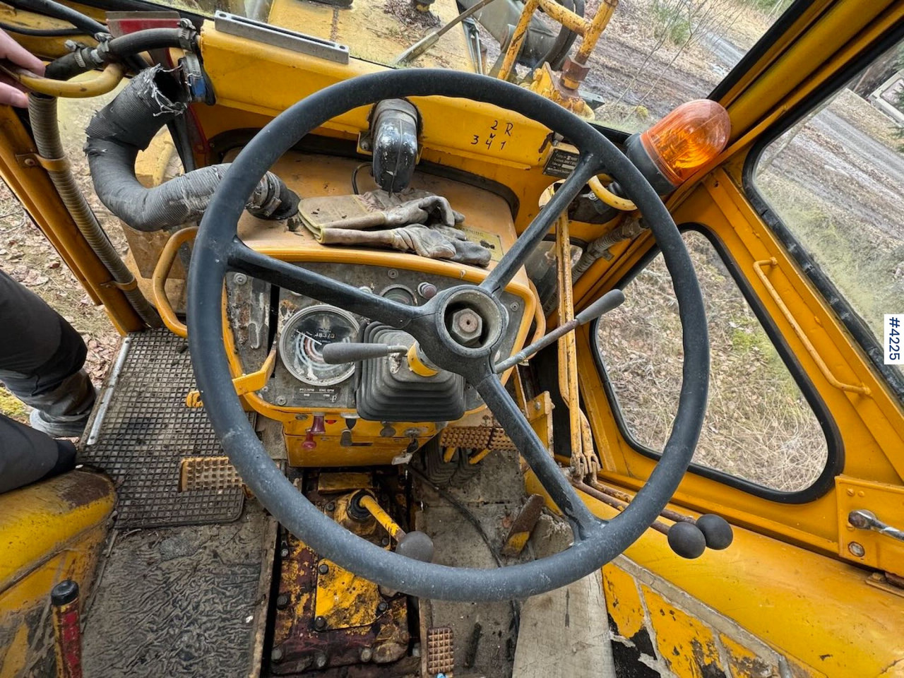 Traktor 1978 Volvo 650 Traktorgraver m/ 4 skuffer: gambar 21