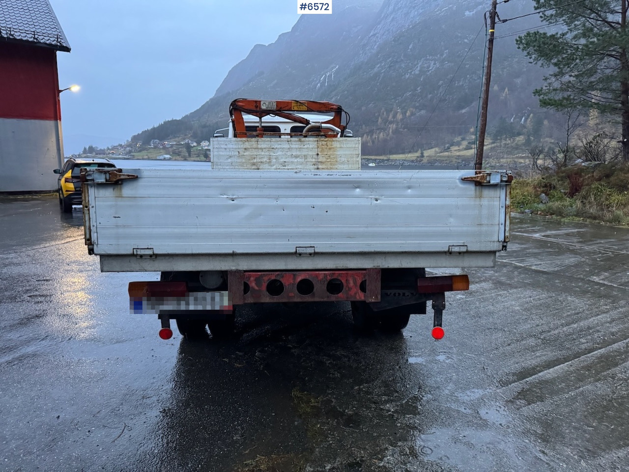 Truk flatbed, Truk derek 1980 Volvo F408 Turbo 6 4x2 w/ crane: gambar 8 Truk flatbed, Truk derek 1980 Volvo F408 Turbo 6 4x2 w/ crane: gambar 8