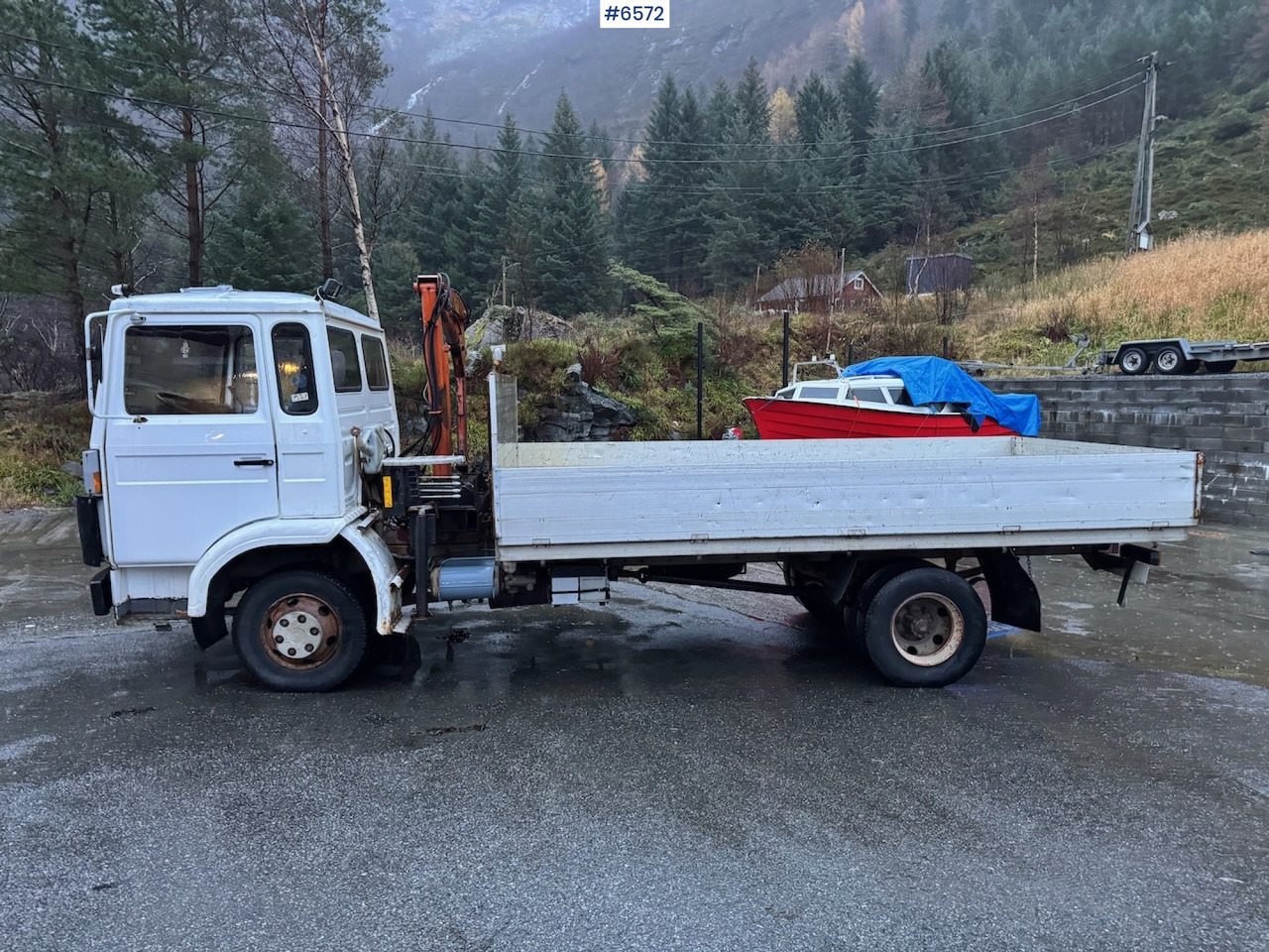 Truk flatbed, Truk derek 1980 Volvo F408 Turbo 6 4x2 w/ crane: gambar 6 Truk flatbed, Truk derek 1980 Volvo F408 Turbo 6 4x2 w/ crane: gambar 6