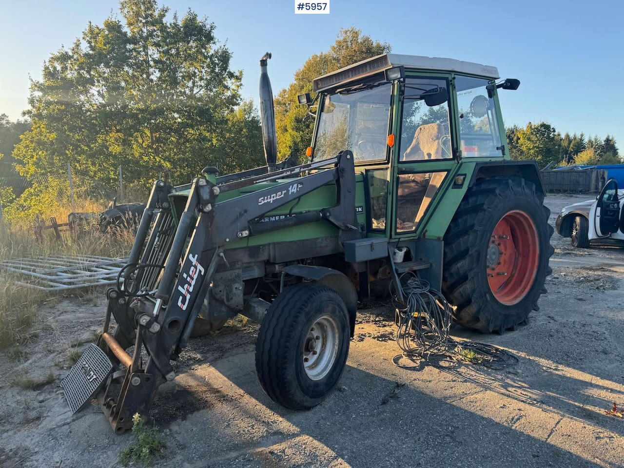 1982 Fendt 306LS 4x2 with front loader - Traktor: gambar 5 1982 Fendt 306LS 4x2 with front loader - Traktor: gambar 5