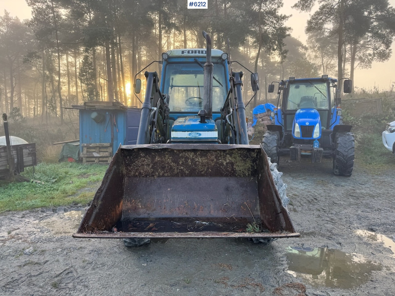 1982 Ford 5610 w/ front loader. - Traktor: gambar 5 1982 Ford 5610 w/ front loader. - Traktor: gambar 5