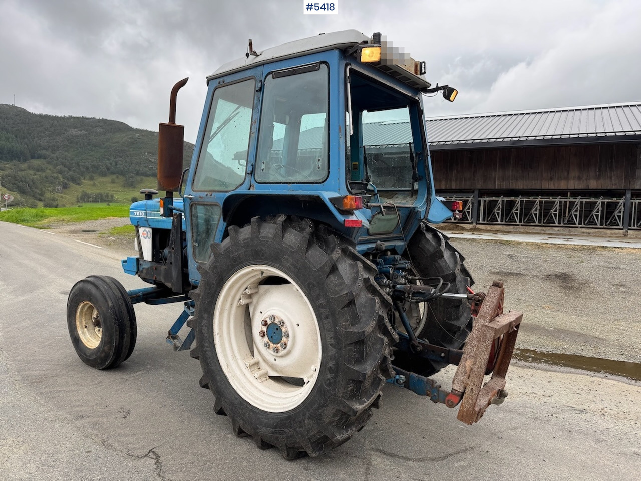 1982 Ford 7610 w/ front loader. - Traktor: gambar 3 1982 Ford 7610 w/ front loader. - Traktor: gambar 3