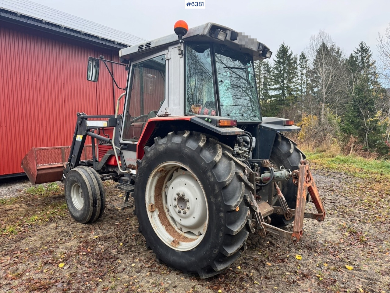 1987 Massey Ferguson 3050 w/ Front loader and twin wheels. - Traktor: gambar 3 1987 Massey Ferguson 3050 w/ Front loader and twin wheels. - Traktor: gambar 3